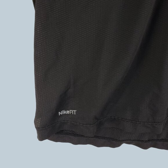 Vintage Nike Mens  Dri-FIT Shirt Lightweight Athletic Wear XL  Reflective Trim - Picture 3 of 10